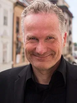 alec - Episode 12: Alec Kinnear on Not Selling Your Soul and Massively Overdelivering